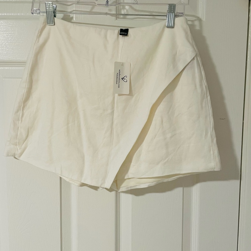 Windsor Cream Wrap-Front Skort